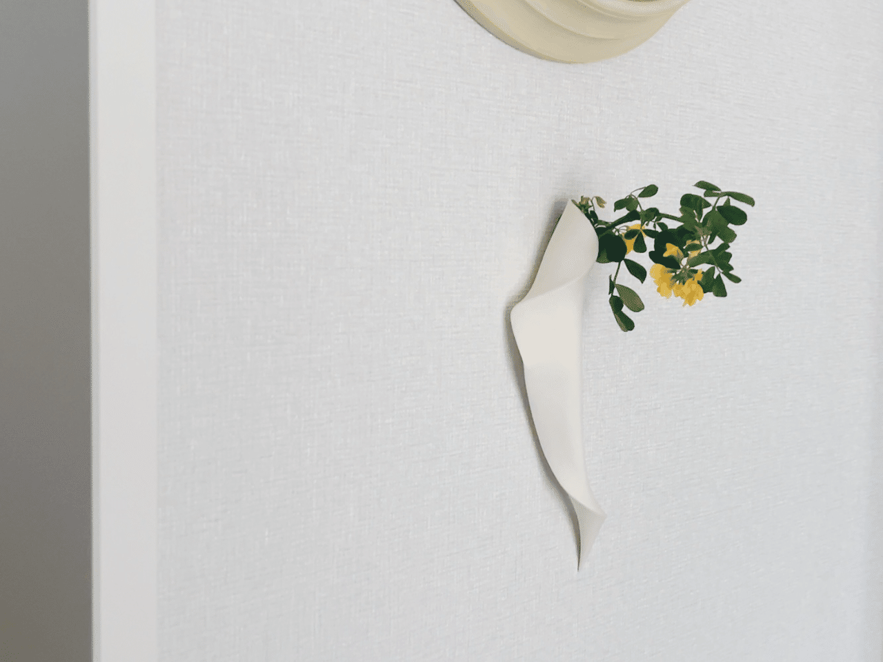 空間にニュアンスを生み出してくれる、田中啓一さんの一輪挿し｜細井