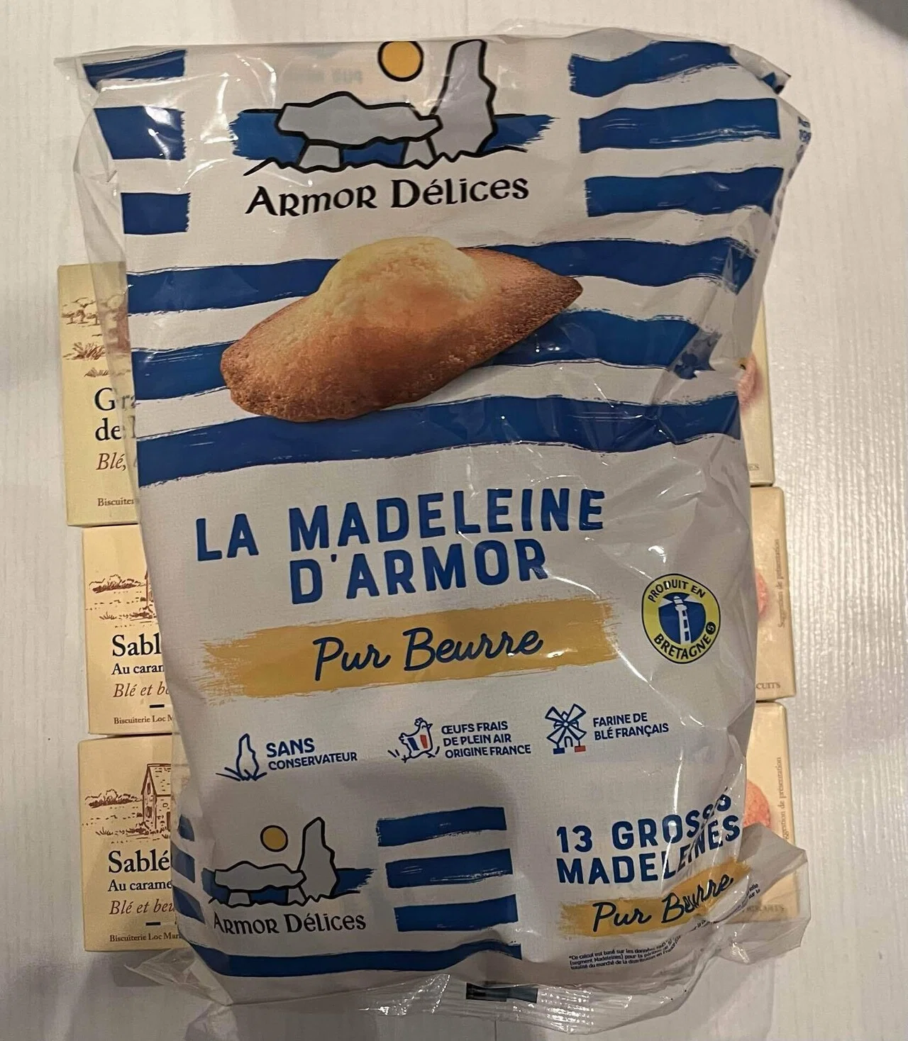 フランスから日本へのお土産 'お菓子編🍪🥮🍫🍬｜もちもち走るカバ