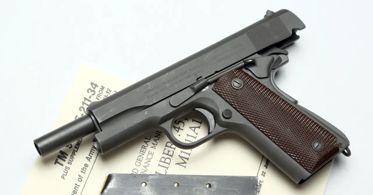 コルトm1911a1 米軍使用刻印あり　サープラス実物マガジン　2個セット GIコルト M1911A1｜70年使われ続けた軍用拳銃の完成形｜gunbaka SHIN