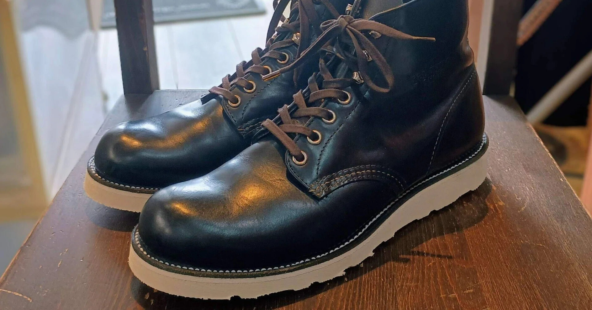 Resole/ソールカスタム】Red Wing#8165+vibram#4014｜CREA Repair