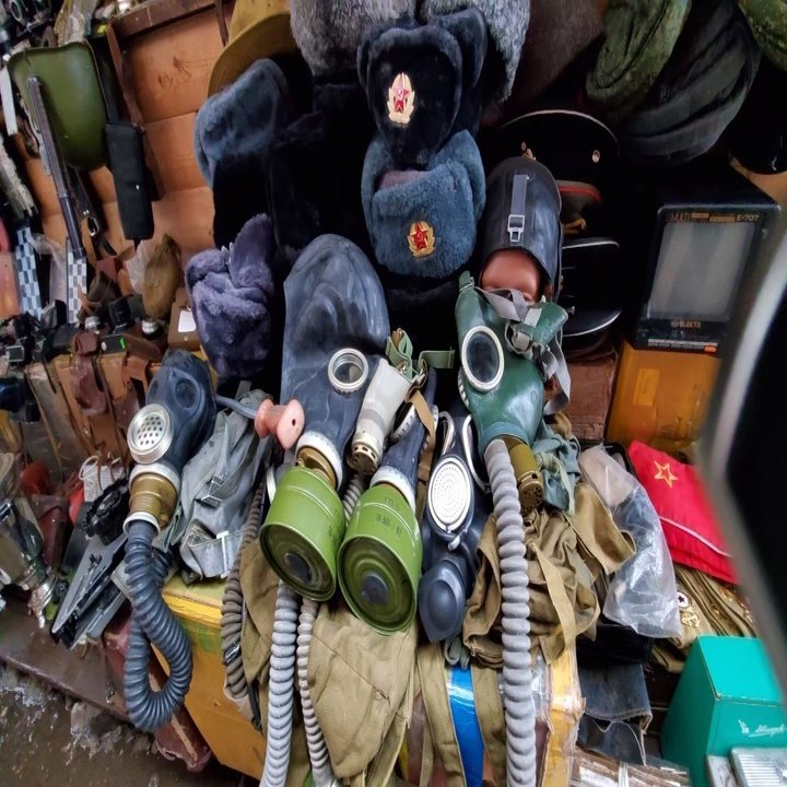 旧ソ連グッズとマトリョーシカの話｜旅の素