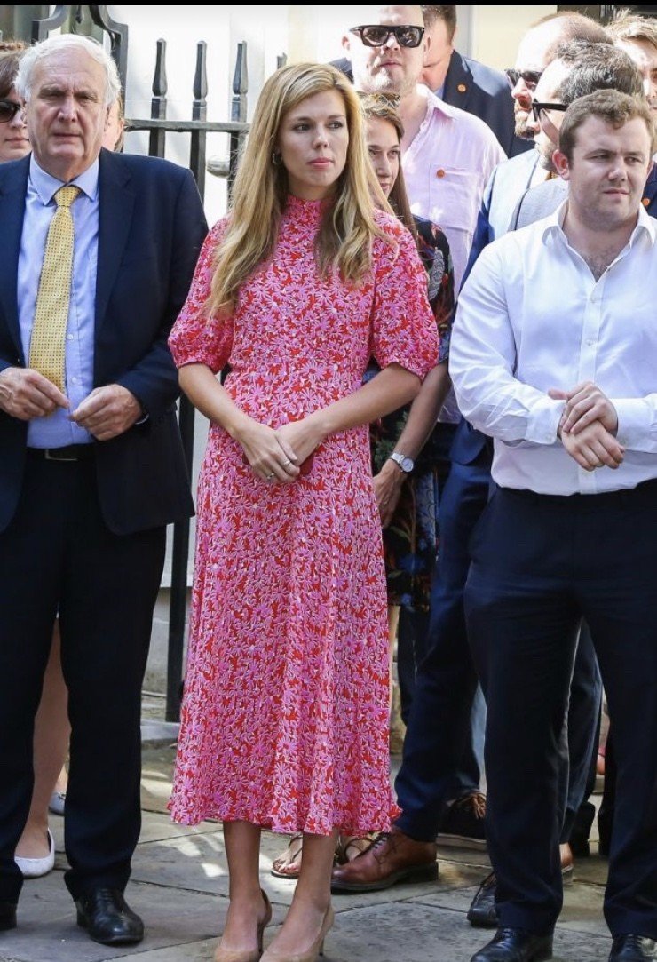 イギリスの新しいファッション インフルエンサーは首相の彼女 近藤麻美 ロンドン在住フリーランスライター Note イギリスの新しいファッション インフルエンサーは首相の彼女 近藤麻美 ロンドン在住フリーランスライター Note