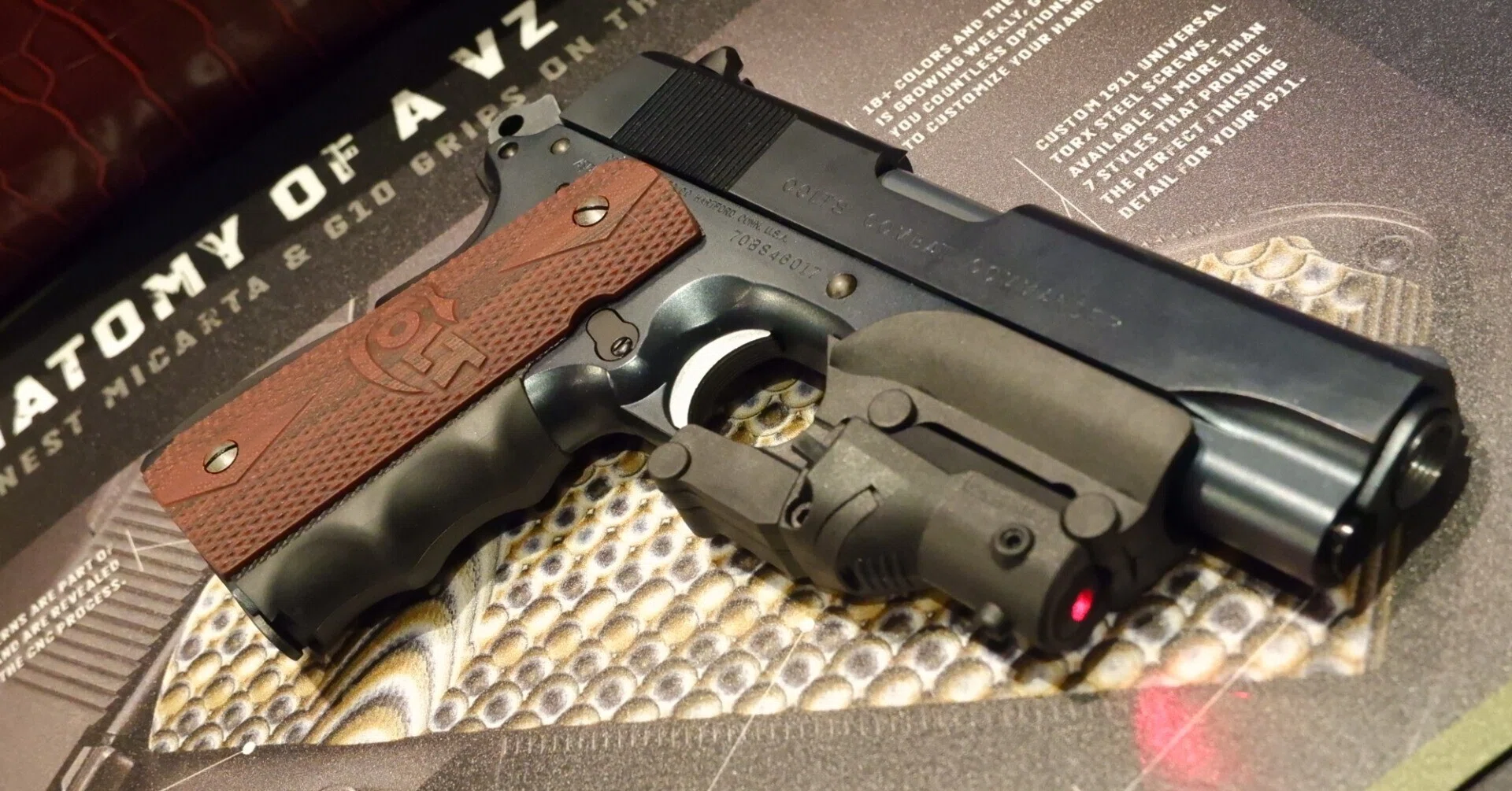 VZ Grips グリップパネル ダブルダイヤモンド＆COLTロゴ M1911 G10