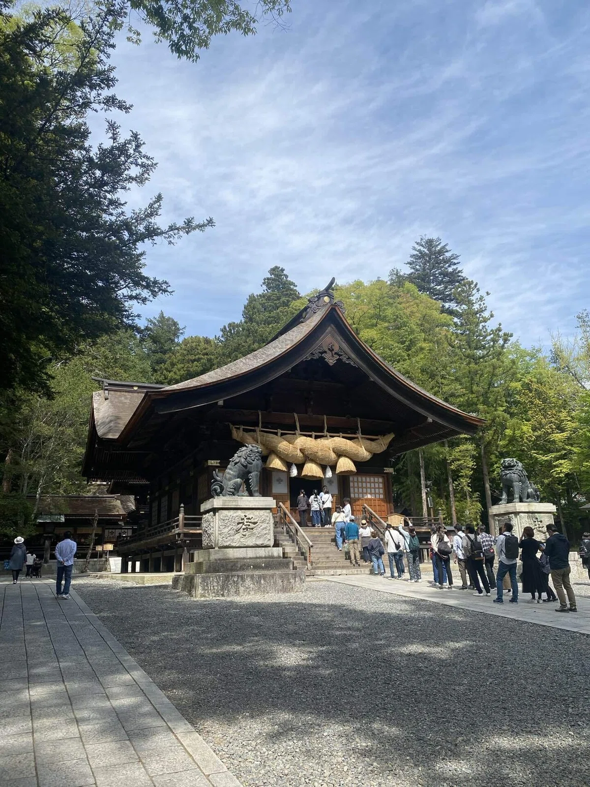 諏訪大社下社秋宮 神楽殿