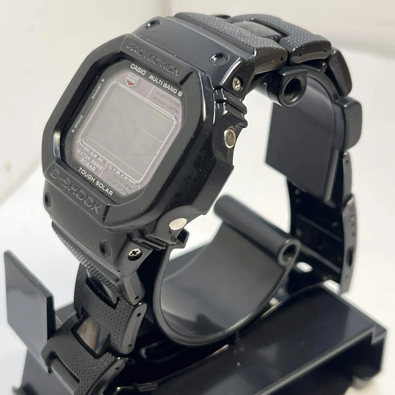 レビュー】究極の機能美。G-SHOCK「GW-M5610BC-1JF」が大人に選ばれる