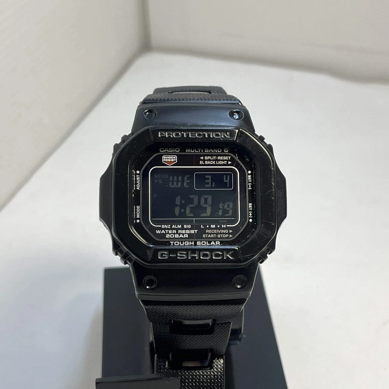 レビュー】究極の機能美。G-SHOCK「GW-M5610BC-1JF」が大人に選ばれる