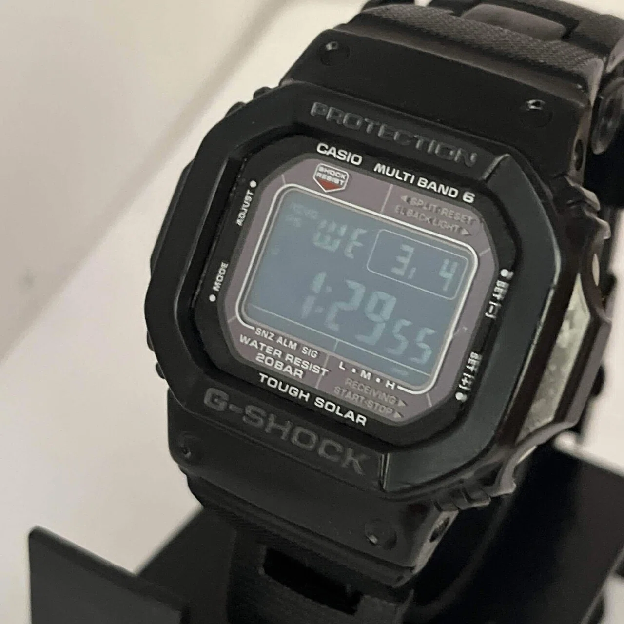 レビュー】究極の機能美。G-SHOCK「GW-M5610BC-1JF」が大人に選ばれる