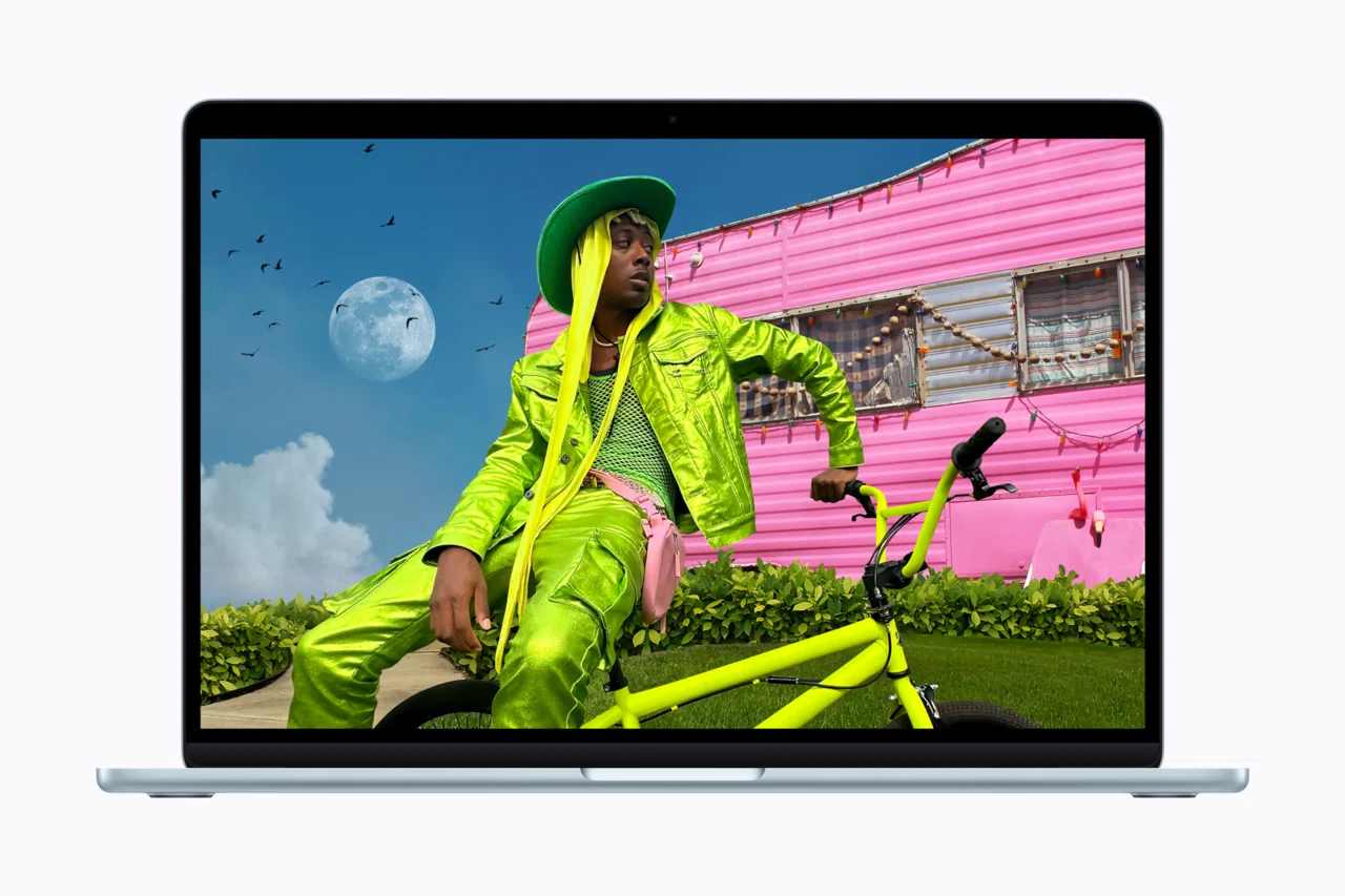 Apple、新しいMacBook製品群とDisplay2種を発表。 / サンデーAFJ号外 