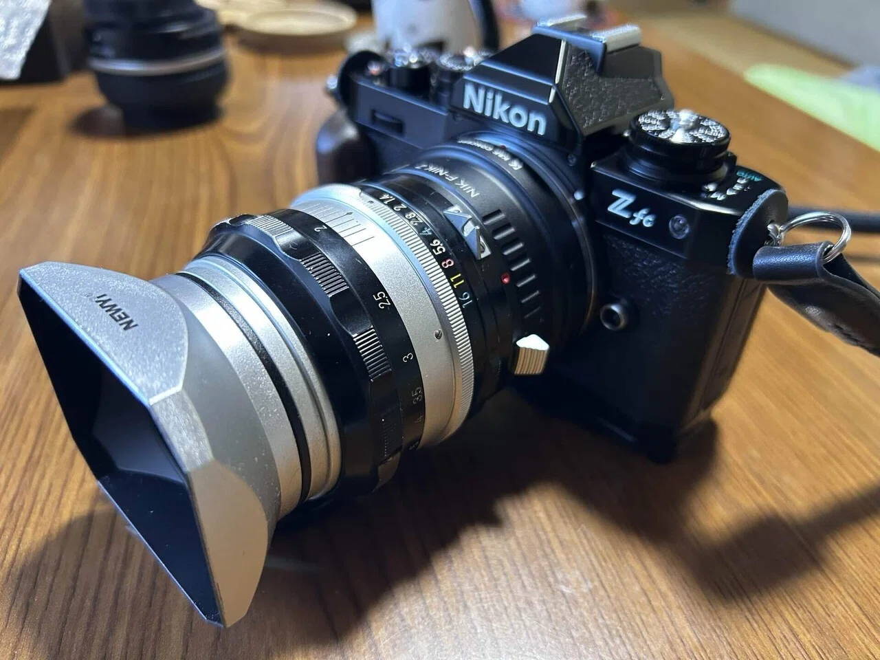 現代のミラーレスNikon Zfcに60年前のレンズを装着｜SuzukenSambar