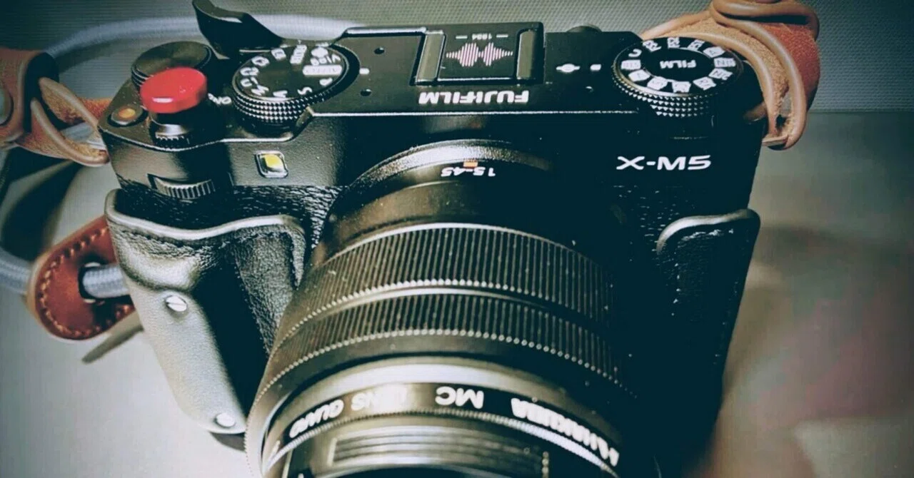 FUJIFILM 『X-M5』アクセサリーの紹介｜yos yos