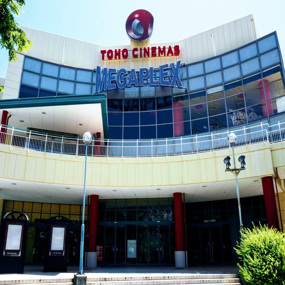 名古屋の映画館はもうじき再開 服部 弘一郎 Note