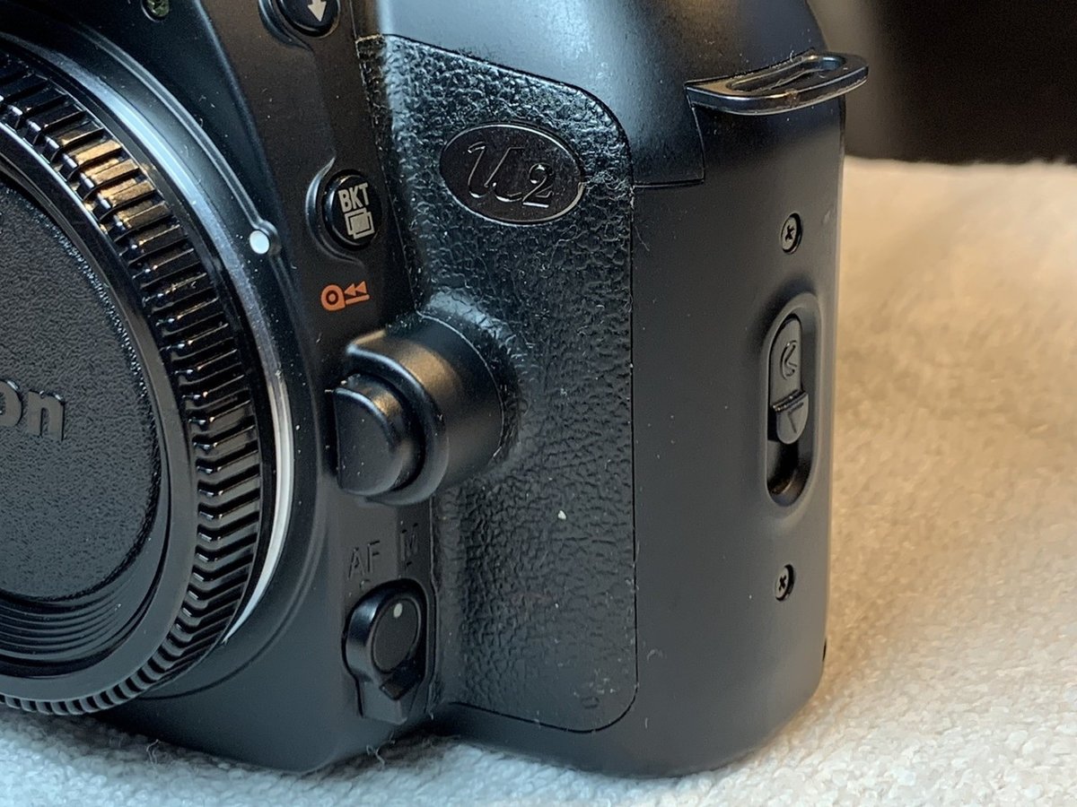 カメラのべたつきの取り方」 この方法で簡単に取れる！｜Polak