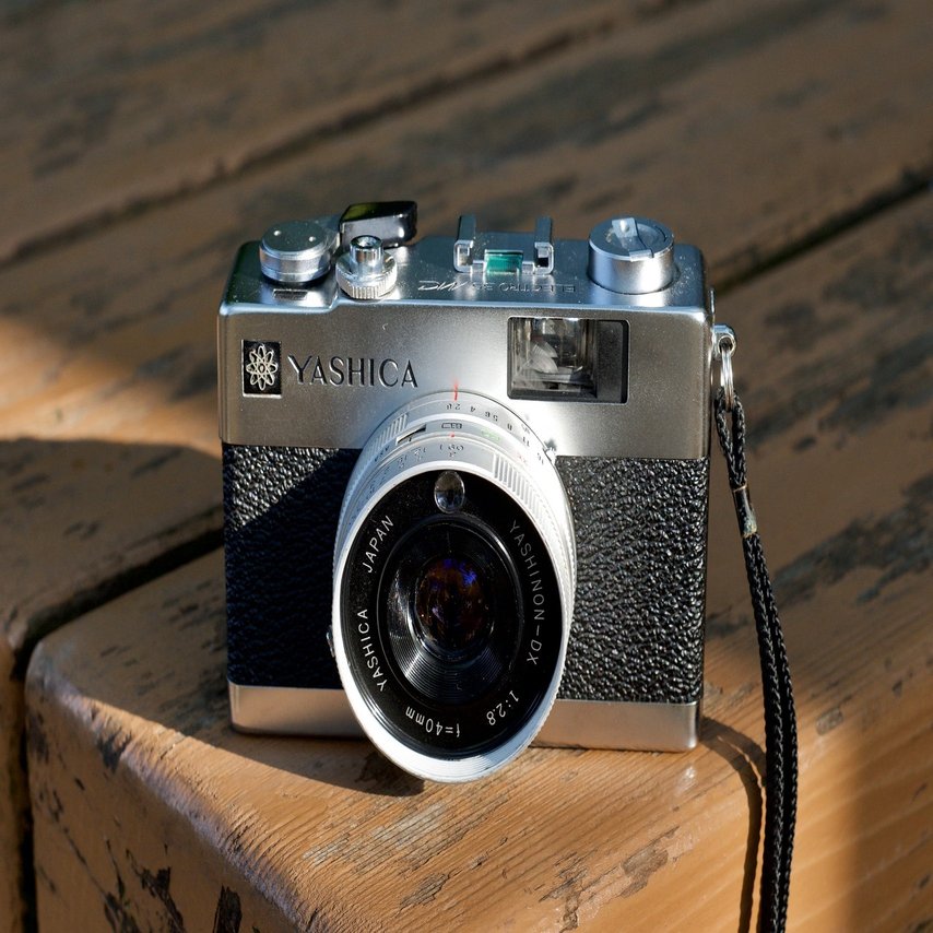 Yashica Electro 35 MC」 目測式カメラでピントを外さない方法｜Polak