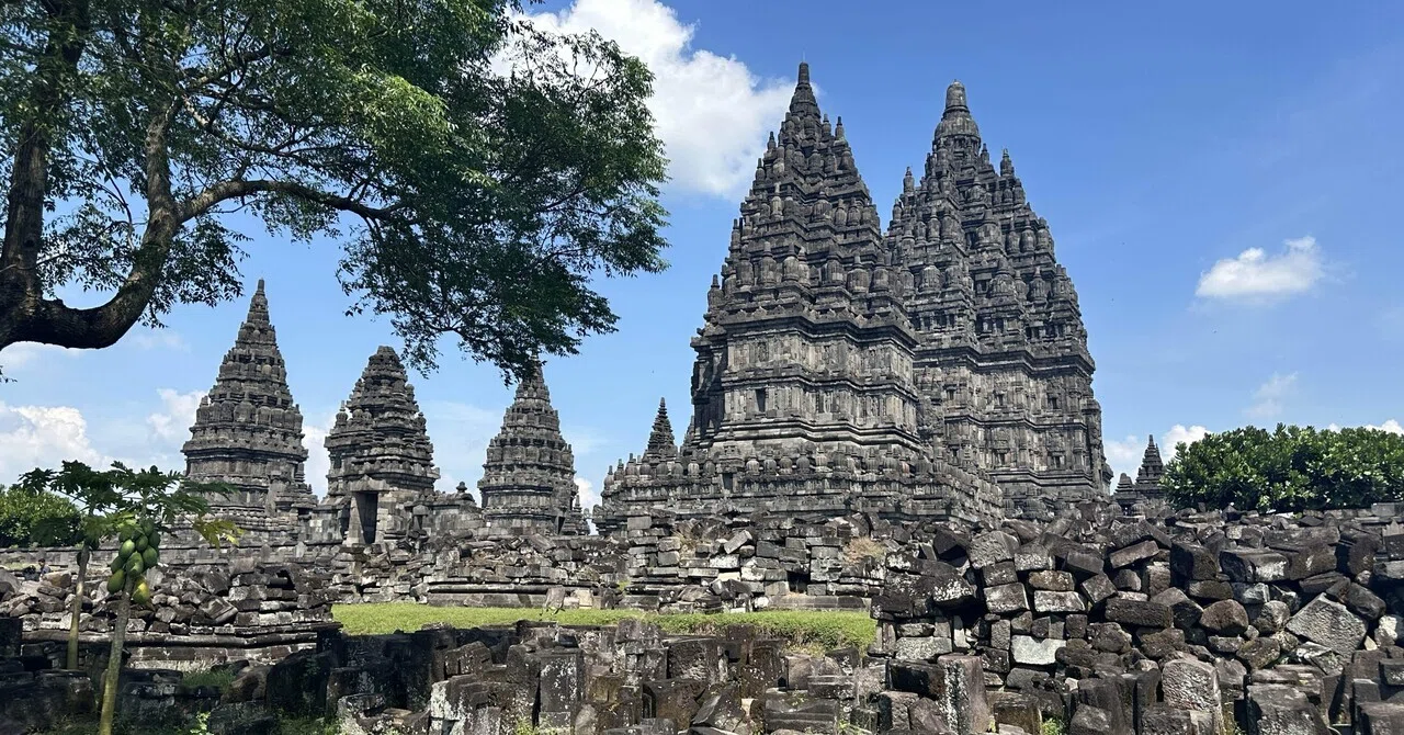 ジャカルタ・ジョグジャカルタ旅 #04｜プランバナン寺院の終わらない 