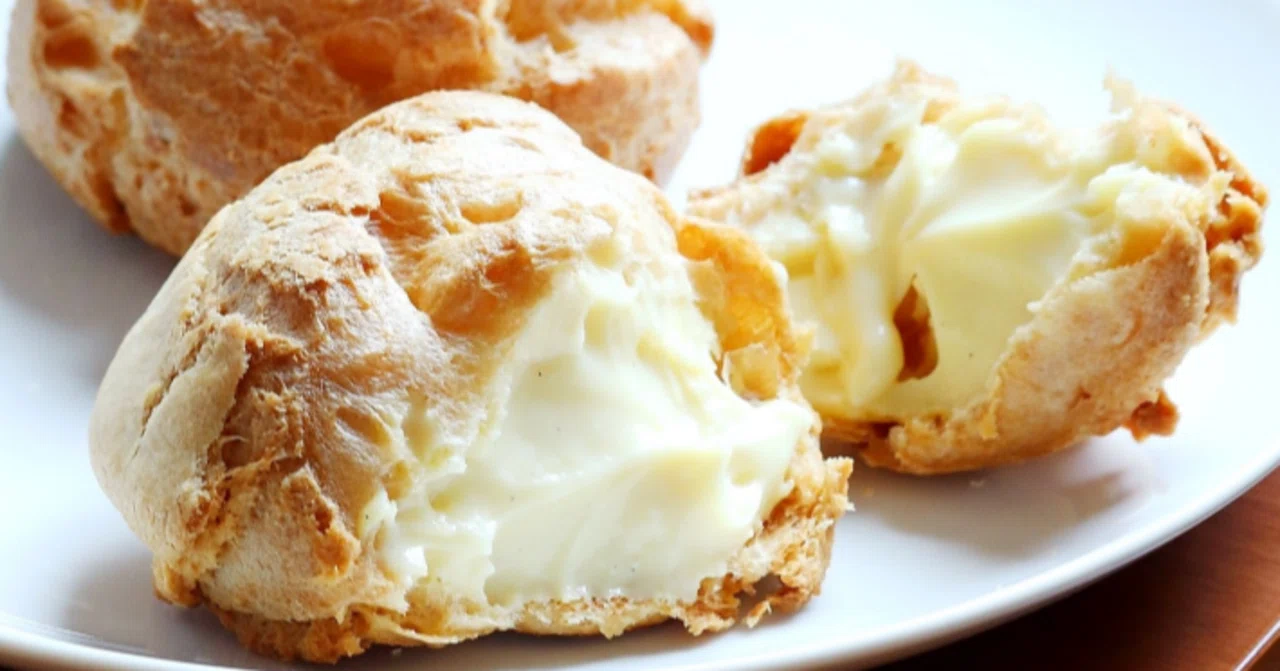 Hard to believe it's 120 yen. The incredibly delicious cream puffs ...