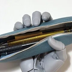 廣瀬鐡筆堂　双頭式芯ホルダー 金属の質感も素晴らしい廣瀬鐡筆堂の双頭式芯ホルダーです。軸のえぐれ