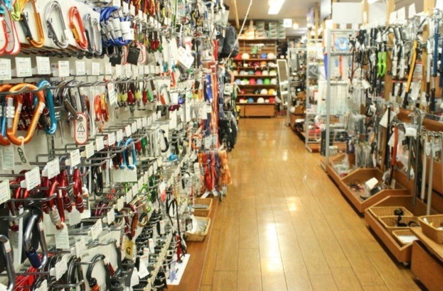 店舗紹介 カモシカスポーツ山の店 本店 様 サックス チーム ボールパークポーチ Saxx Note