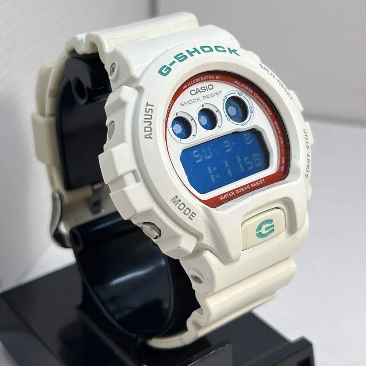 レビュー】時を刻む「道具」としての様式美。G-SHOCK DW-6900SN が放つ 