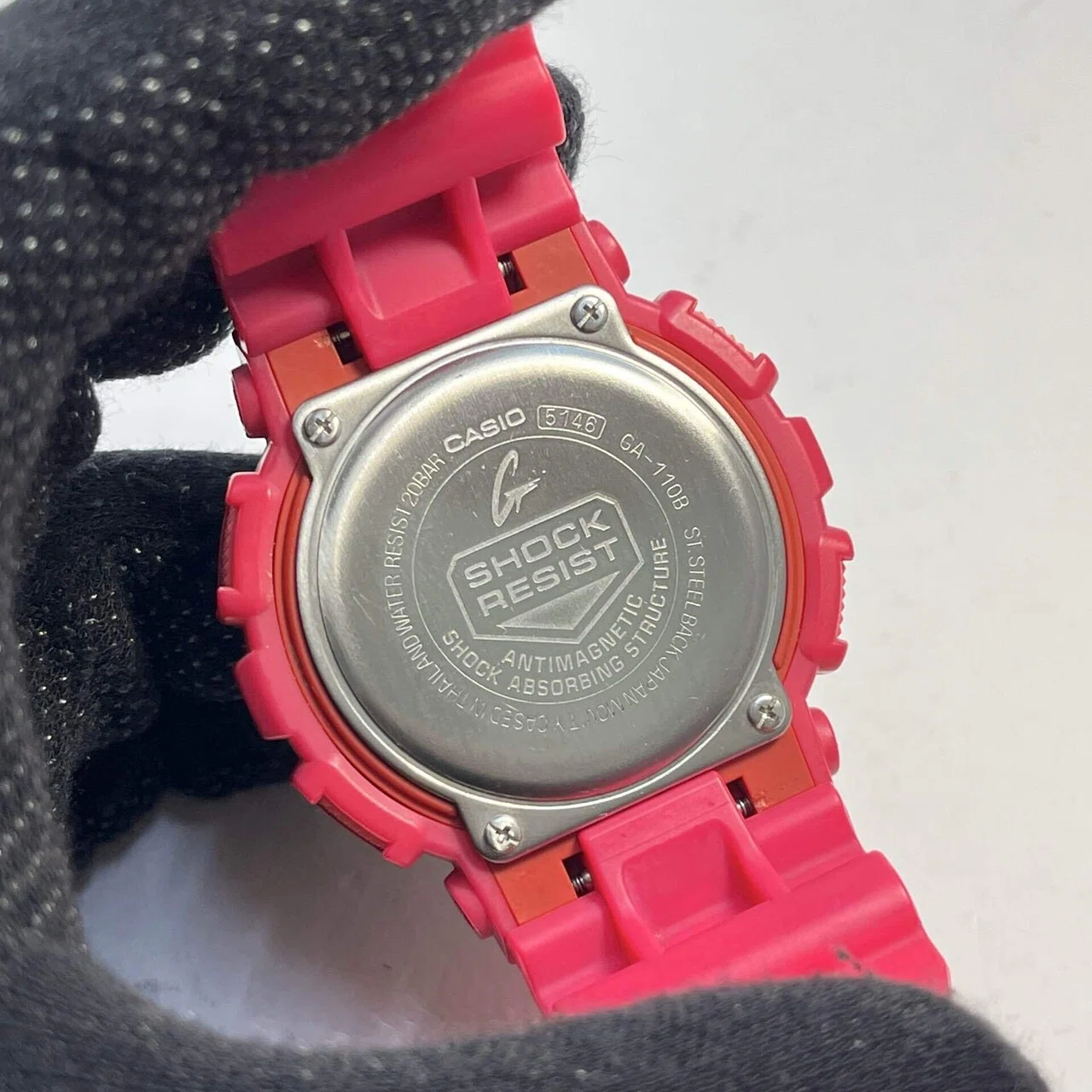 レビュー】圧倒的な存在感。G-SHOCK GA-110B-4JF が魅せる「道具」の