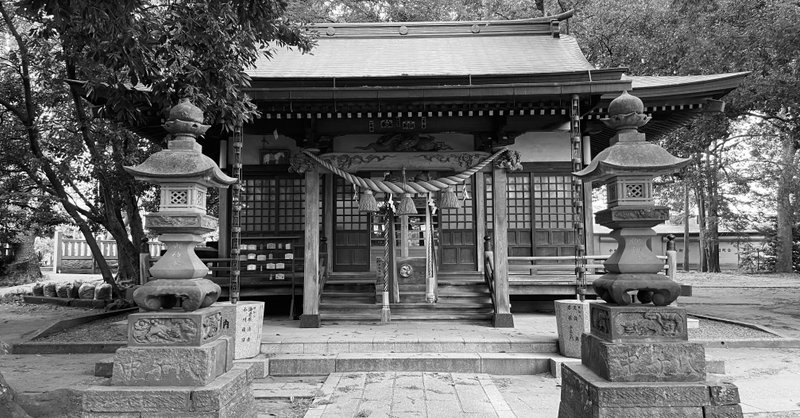 最近暑くて死にそうなので 神社やお墓などの日陰が沢山ある空間に身を置き ついでに写真を撮ることにハマった ちなみにお寺は その空間の中に生活感があるので 嫌い 今ちゃん Note 最近暑くて死にそうなので 神社やお墓などの日陰が沢山ある空間に身を置き ついでに写真を撮ることにハマった ちなみにお寺は その空間の中に生活感があるので 嫌い 今ちゃん Note