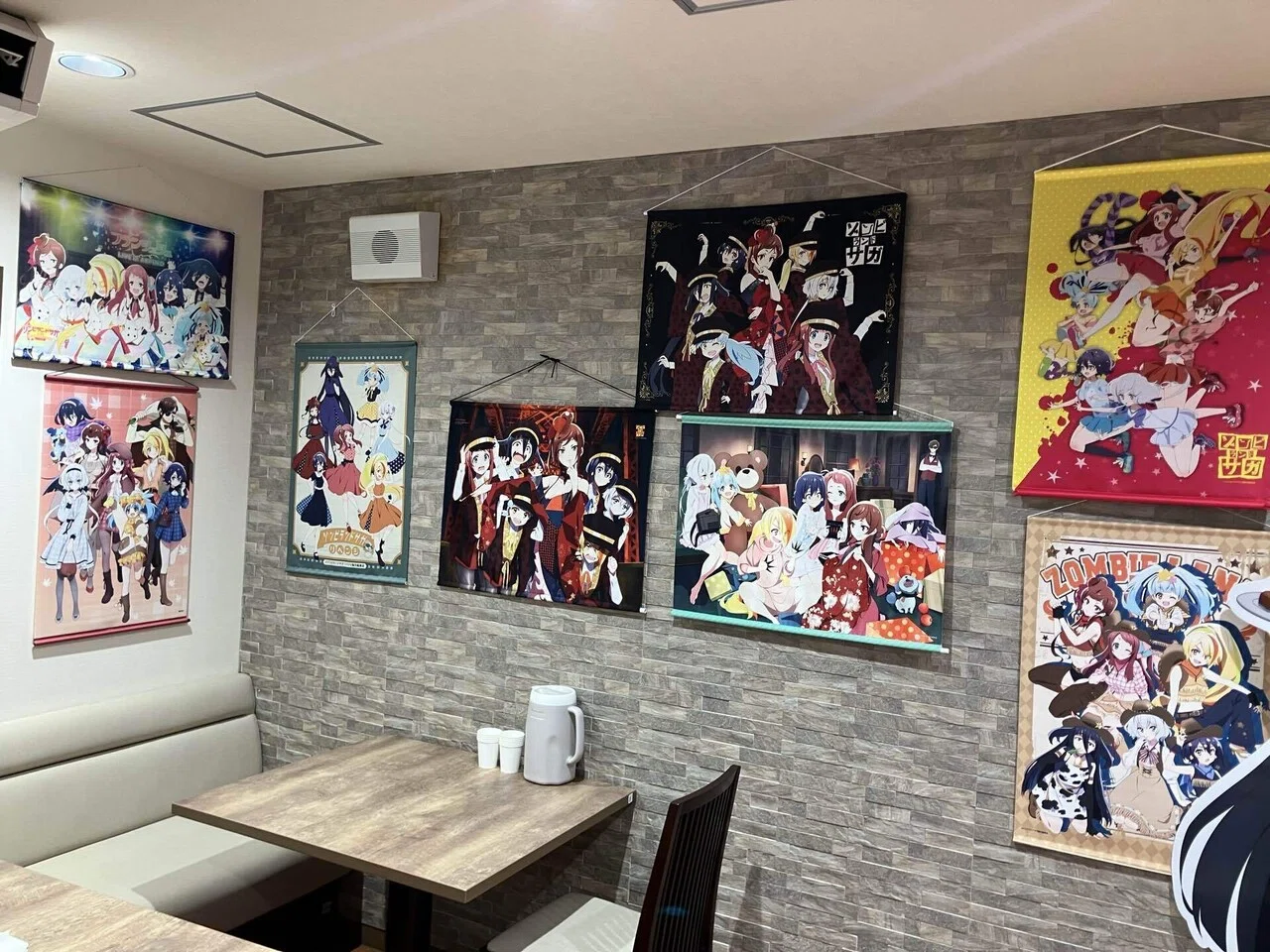 大町ふるさと館のゾンサガコラボカフェで働いてきたよ！｜クエ