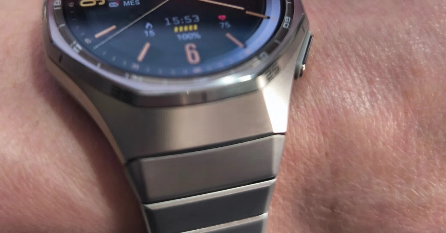 HUAWEI WATCH GT6 Pro のバンドをチタンブレスに交換した話｜ryo