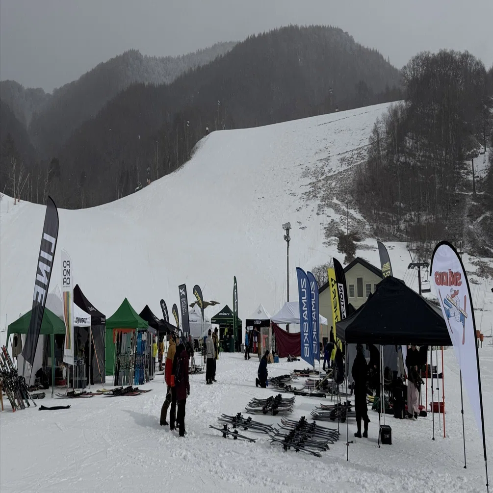 SKI DIG 試乗会で1日目に22本のスキーに乗った感想｜Dr_Itk