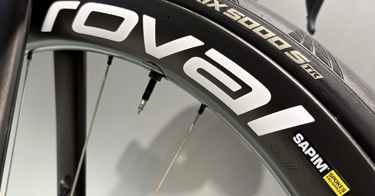 ROVAL RAPIDE CLⅢ」をハブ＆スポーク交換でカスタム｜DT350→Roval