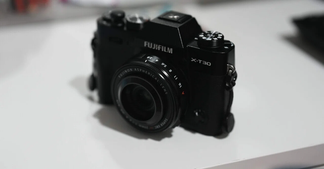 SONYユーザーが、FUJIFILMのX-T30IIIを買った話｜トット