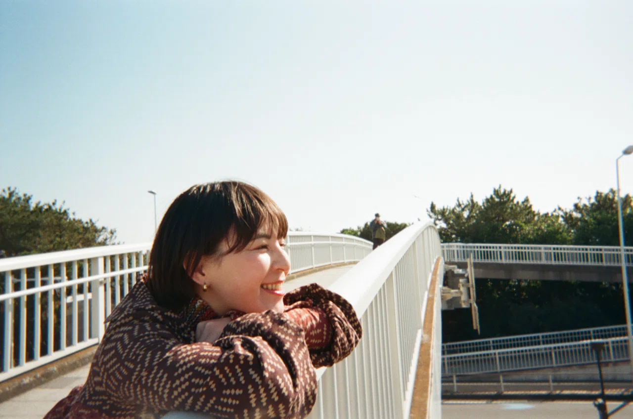 まるごと写ルンです。~現在の東理紗はどうしているのか~（一点のみ） ～東理紗という存在について～｜マエダタツヤ 私は、ここにいる。 フィルムカメラ
