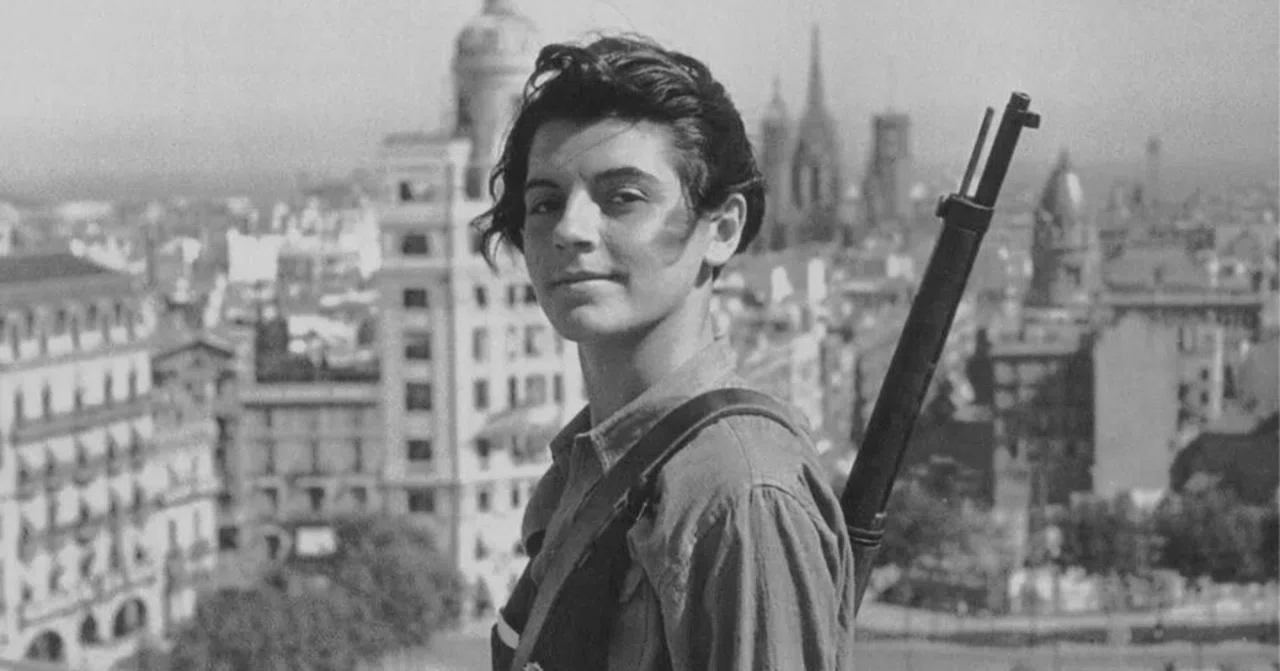ゲルダ・タロー 写真集: GERDA TARO ARCHIVE 55点のゲルダ・タローの写真と高解像度写真 - Getty Images