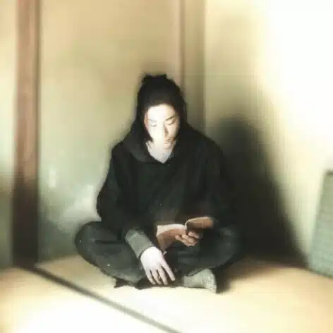 緒方秀臣 / neuo