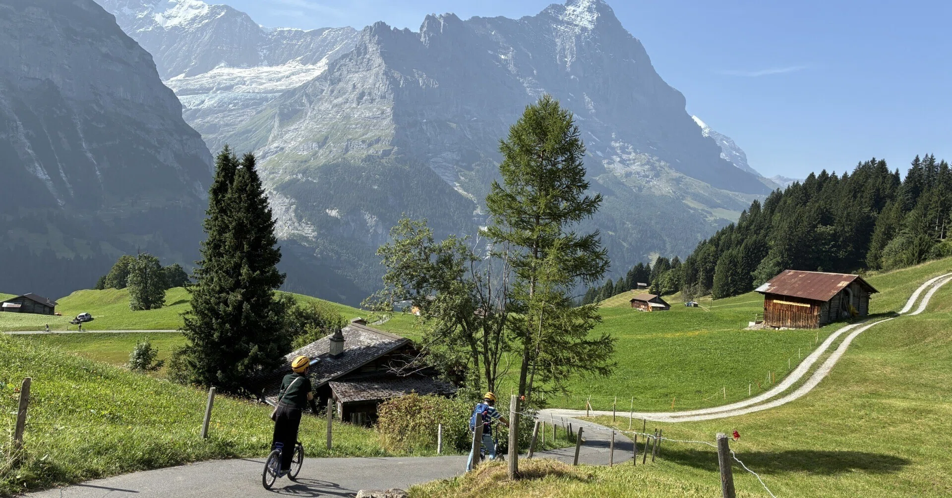 フィルストで遊ぼ🚲｜アルプスに向かって風を切る（スイス旅行 Day5-1