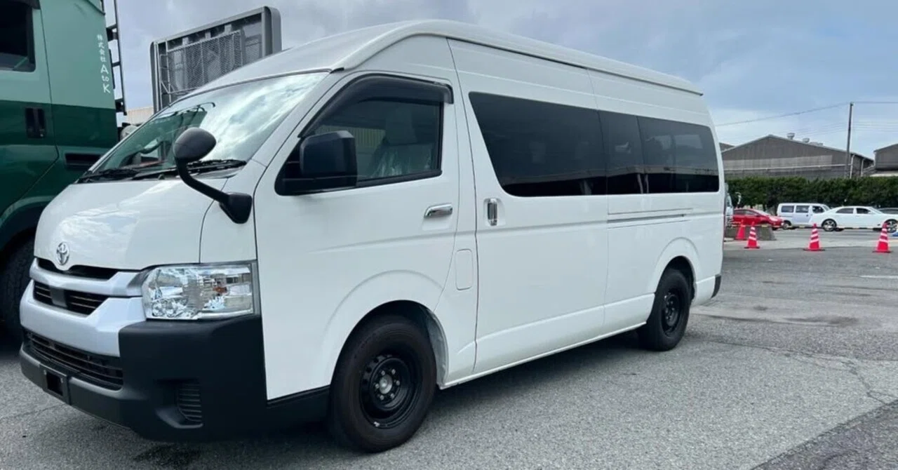普通免許でOK】ハイエースコミューター ディーゼルを10人乗り3ナンバー
