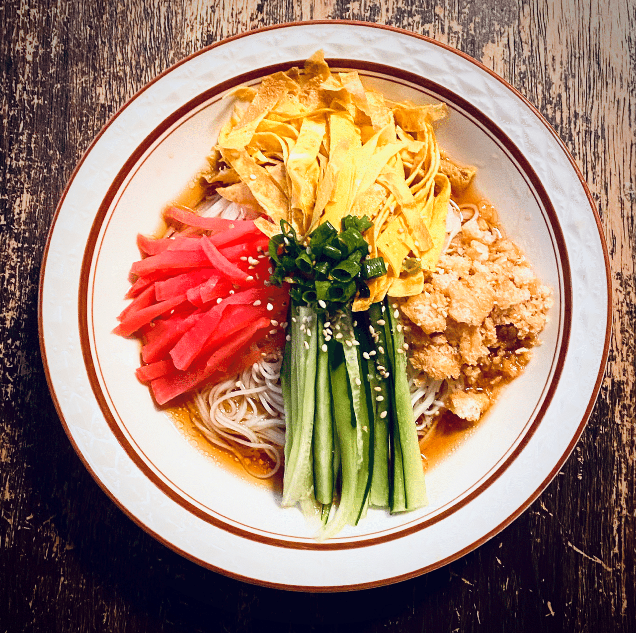 駄菓子アレンジレシピ 冷やし中華風彩りそうめん 鳩 頭巾 Note