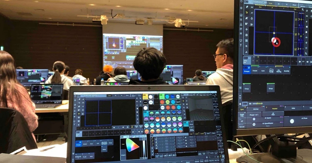 From old theater lighting consoles to UE5 virtual spaces: The future of ...