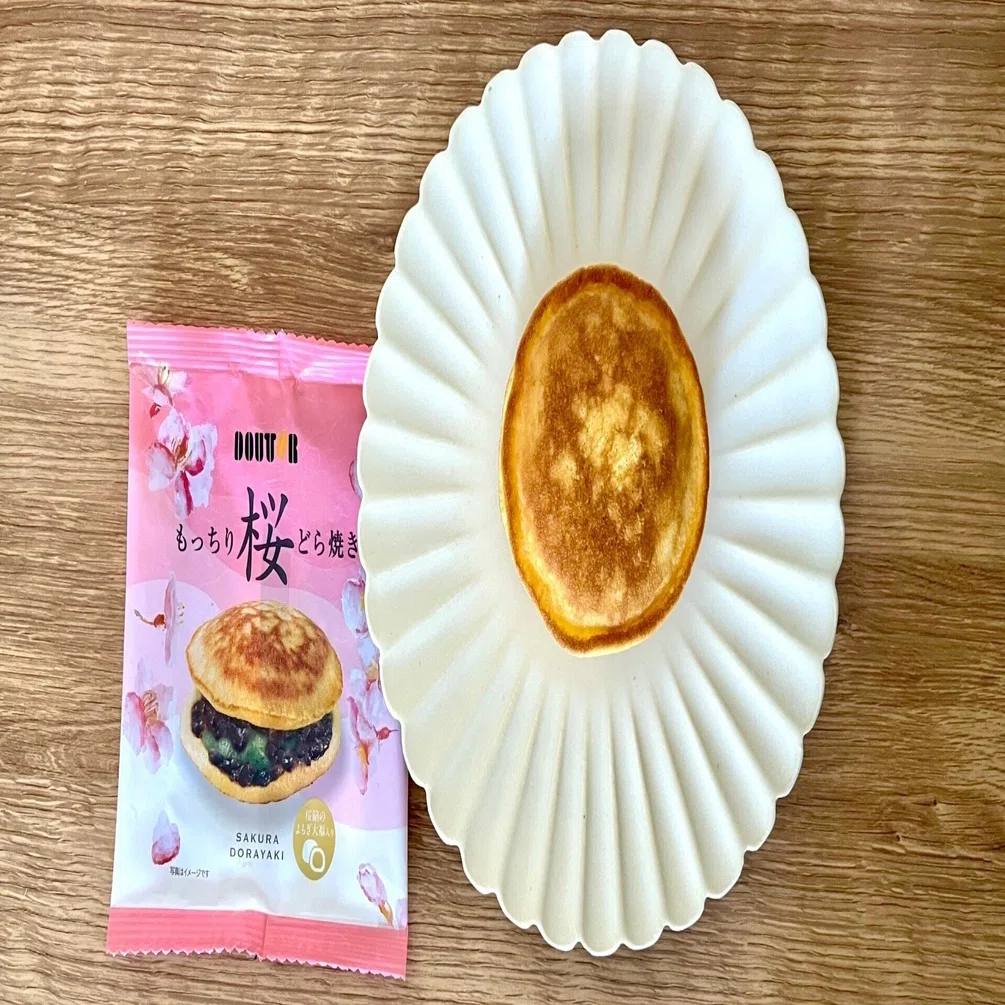 234〈ドトールコーヒー〉もっちり桜どら焼き｜和菓子好きな のここ