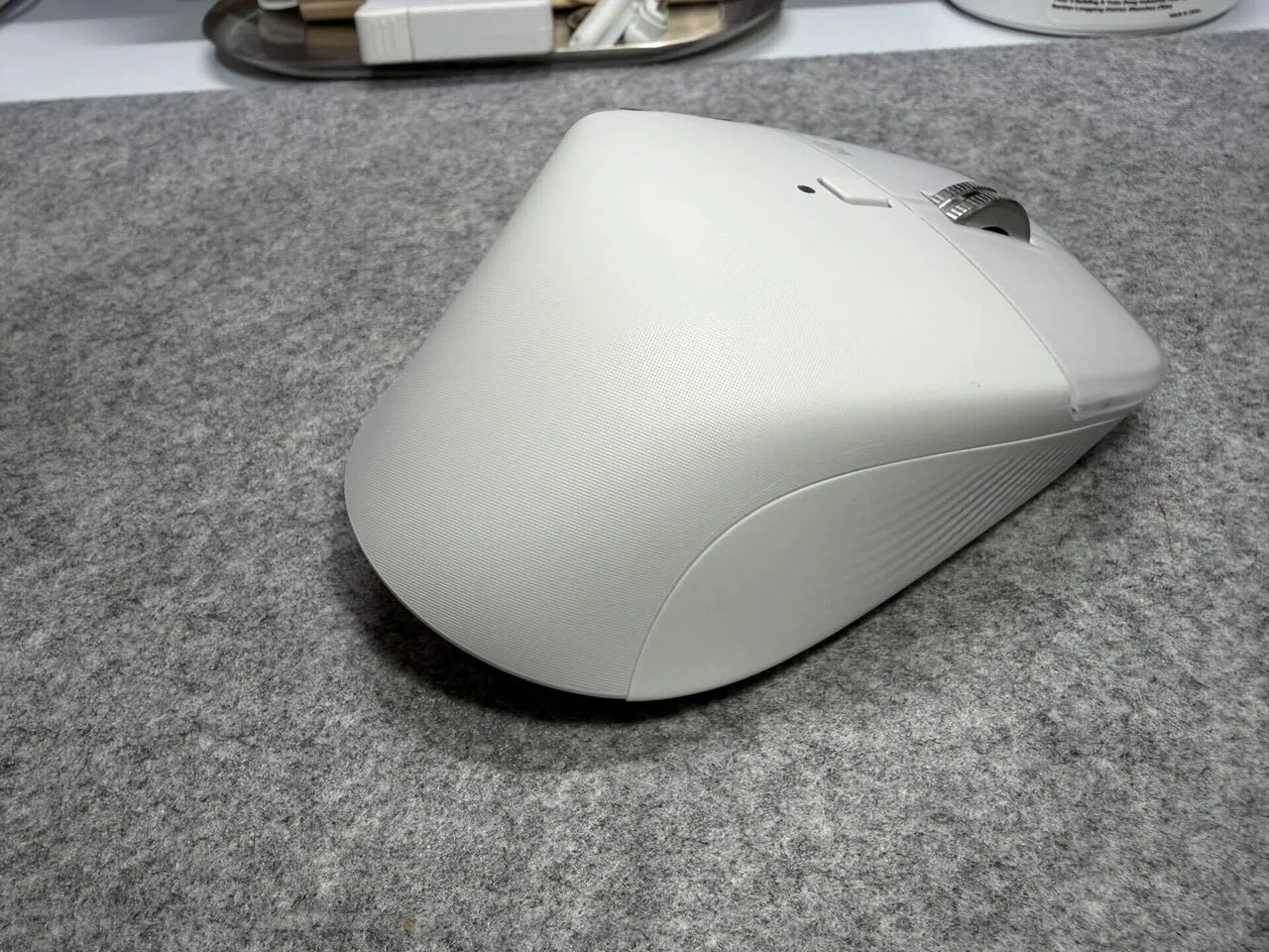 MX MASTER 4のペイルグレーって汚れやすい？｜3カ月使い続けた実際を見