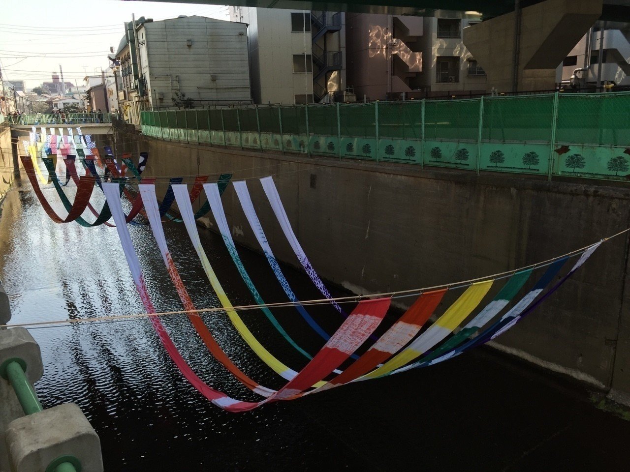 染の小道 西武新宿線 中井駅 三河主門 Note