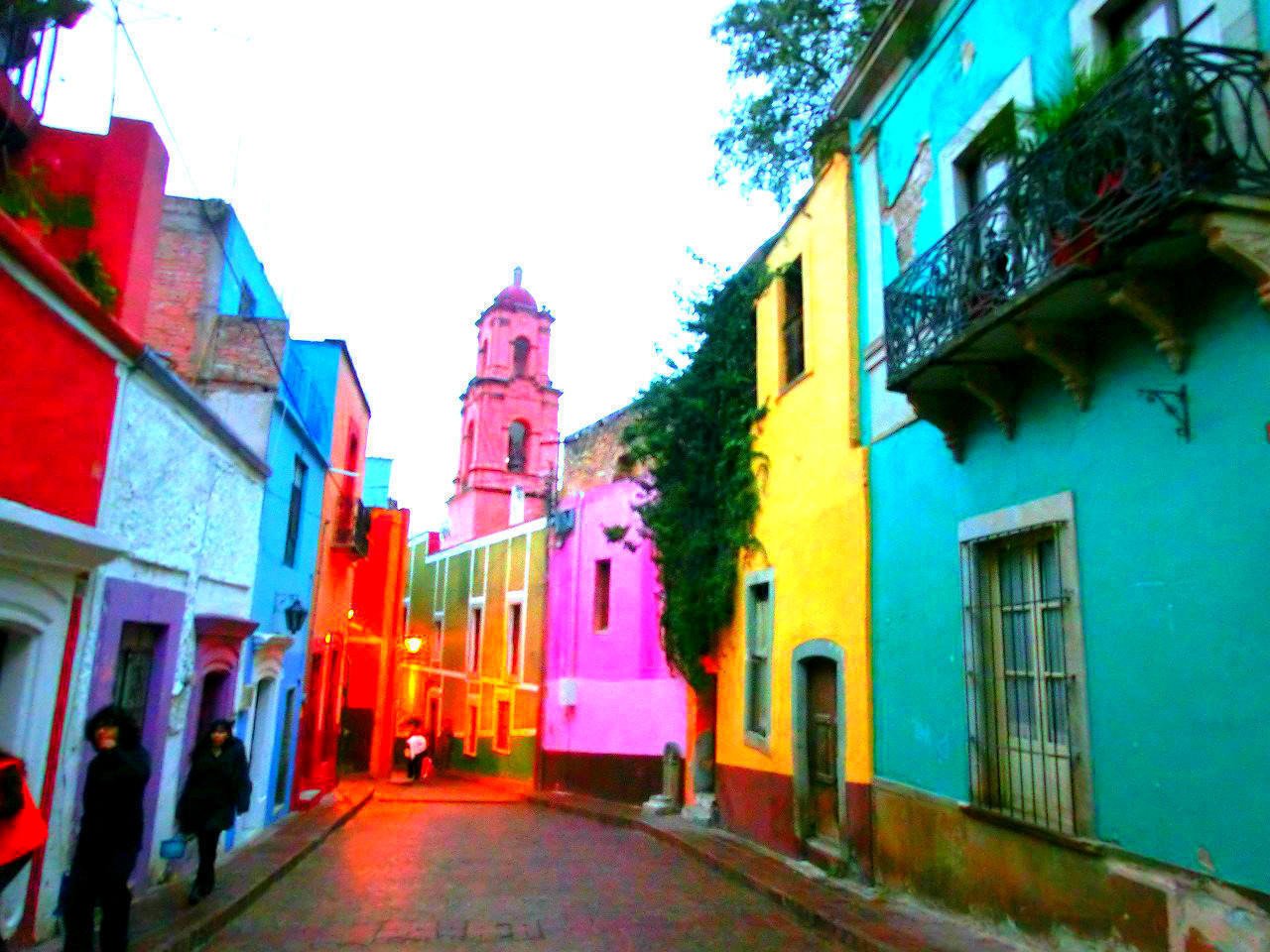 メキシコ　グアナフアトの風景 宝石箱をひっくり返したような街、メキシコ「グアナファト」の