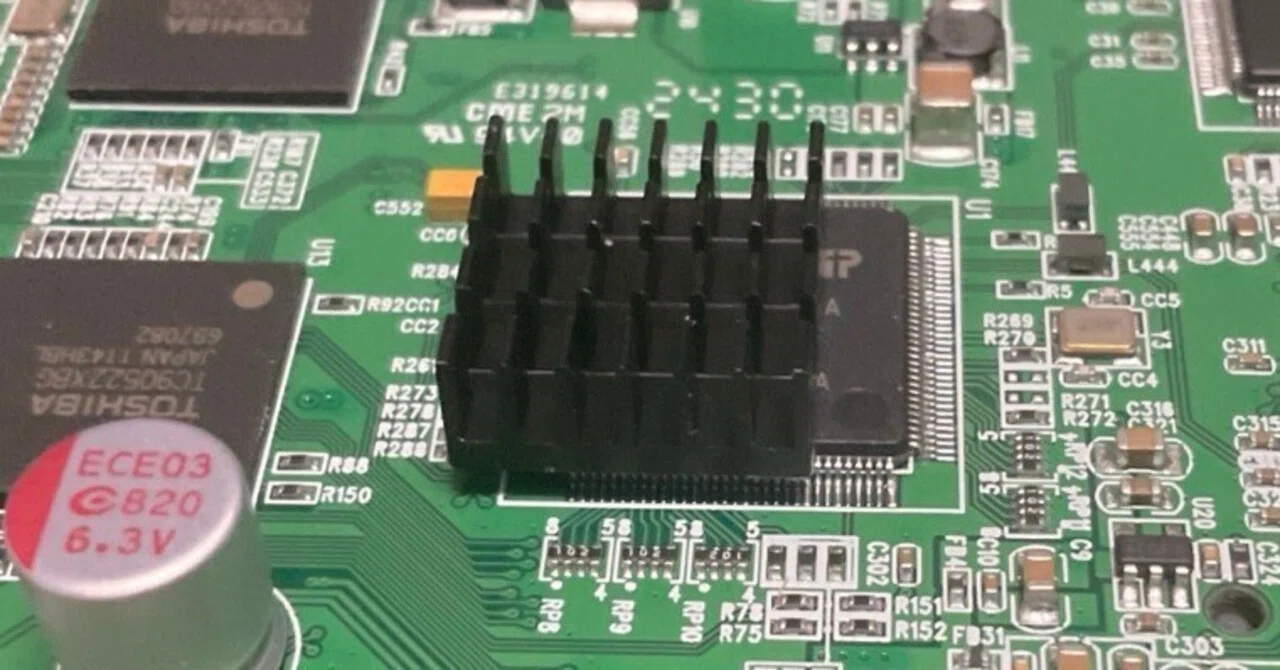 PX-Q3PE5 の発熱対策：チューナーカードにヒートシンクを貼ってみた