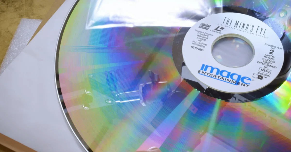 Discs where you can 'see the video' with a microscope—what the ...