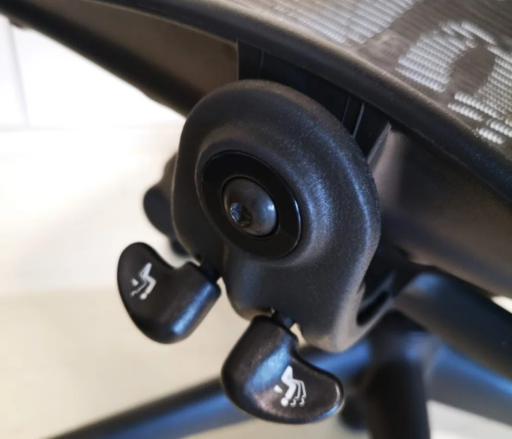 クラシックアーロンチェア HermanMiller 前傾チルトレバー欠品