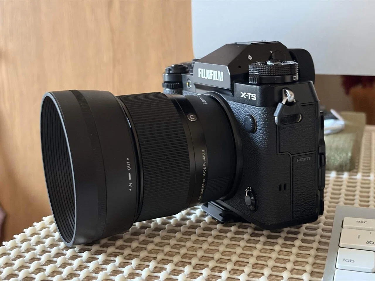 SIGMA 56mm F1.4 DC/DN (Xマウント用)｜夢玉