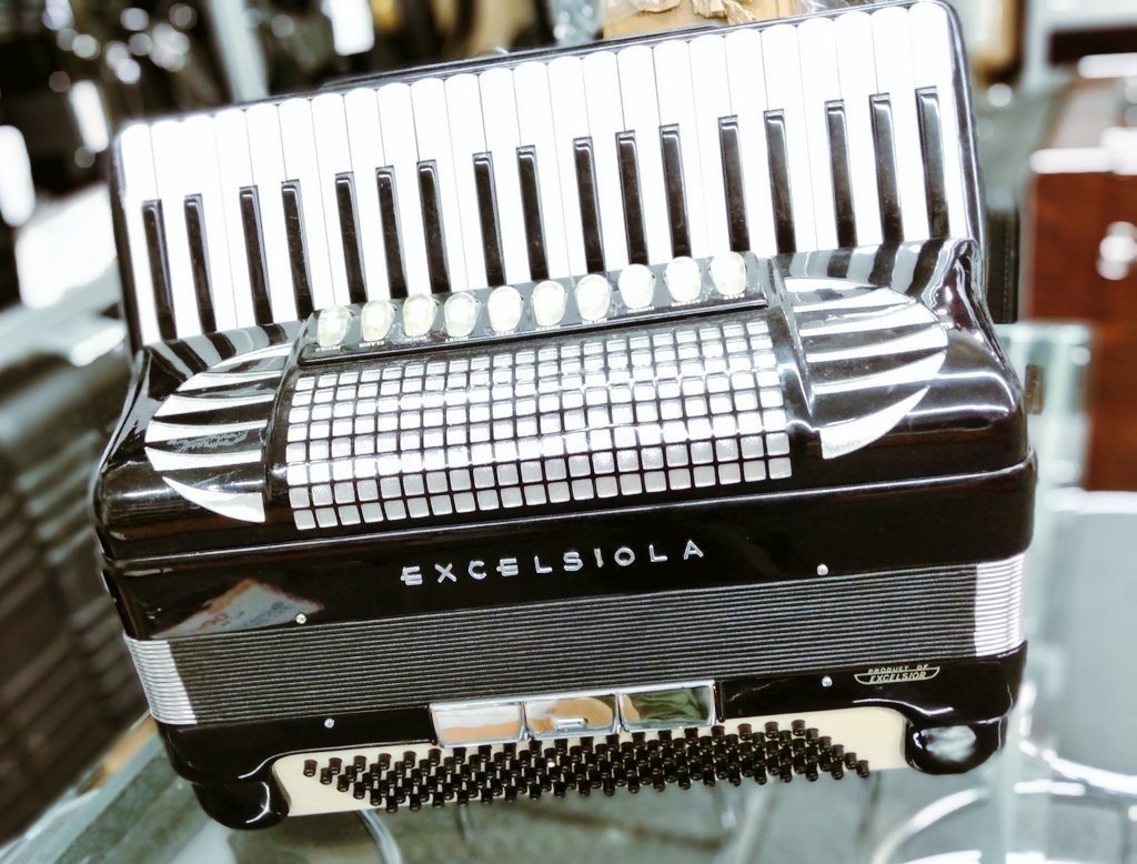 中古】 Excelsiola 714 (Product of Excelsior)|アコーディオン横丁 中古】 Excelsiola 714 (Product of Excelsior)|アコーディオン横丁