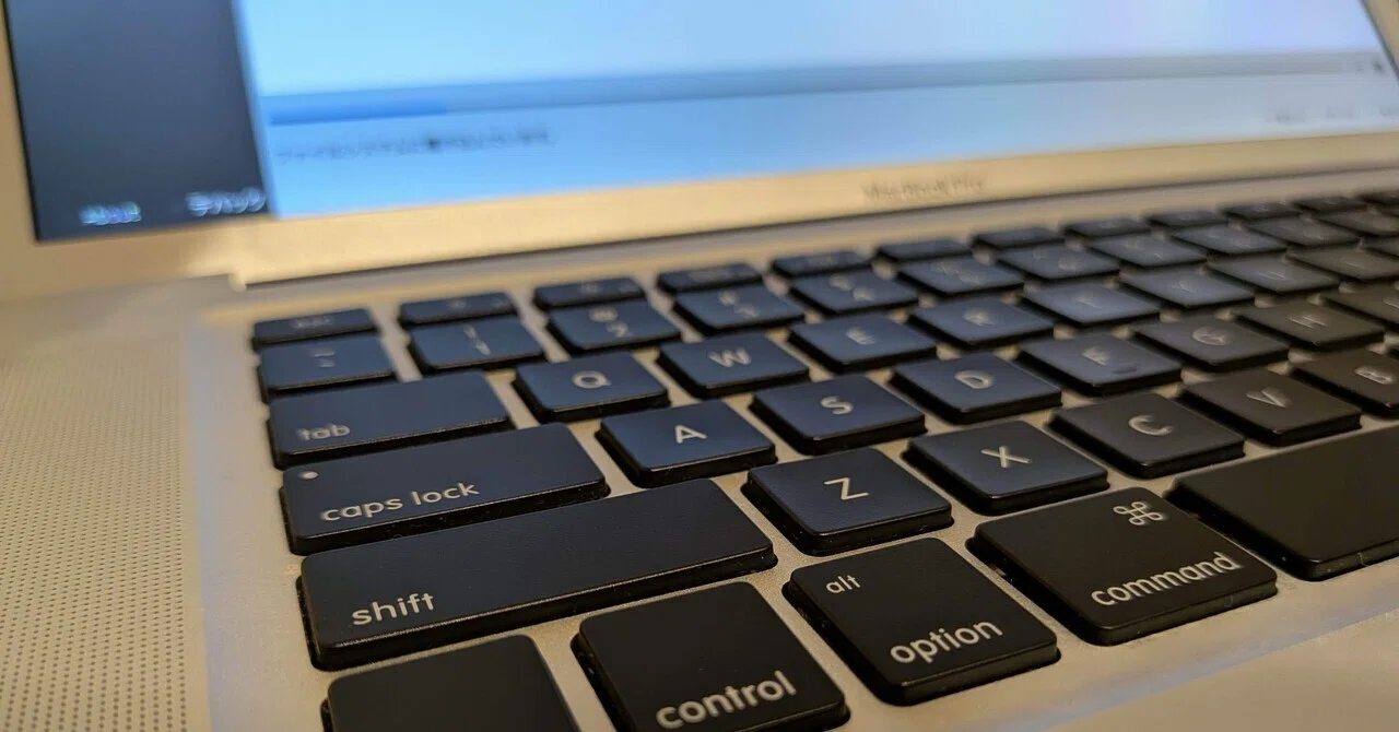 Macbook Pro (15inch,mid2010)｜リリーさん