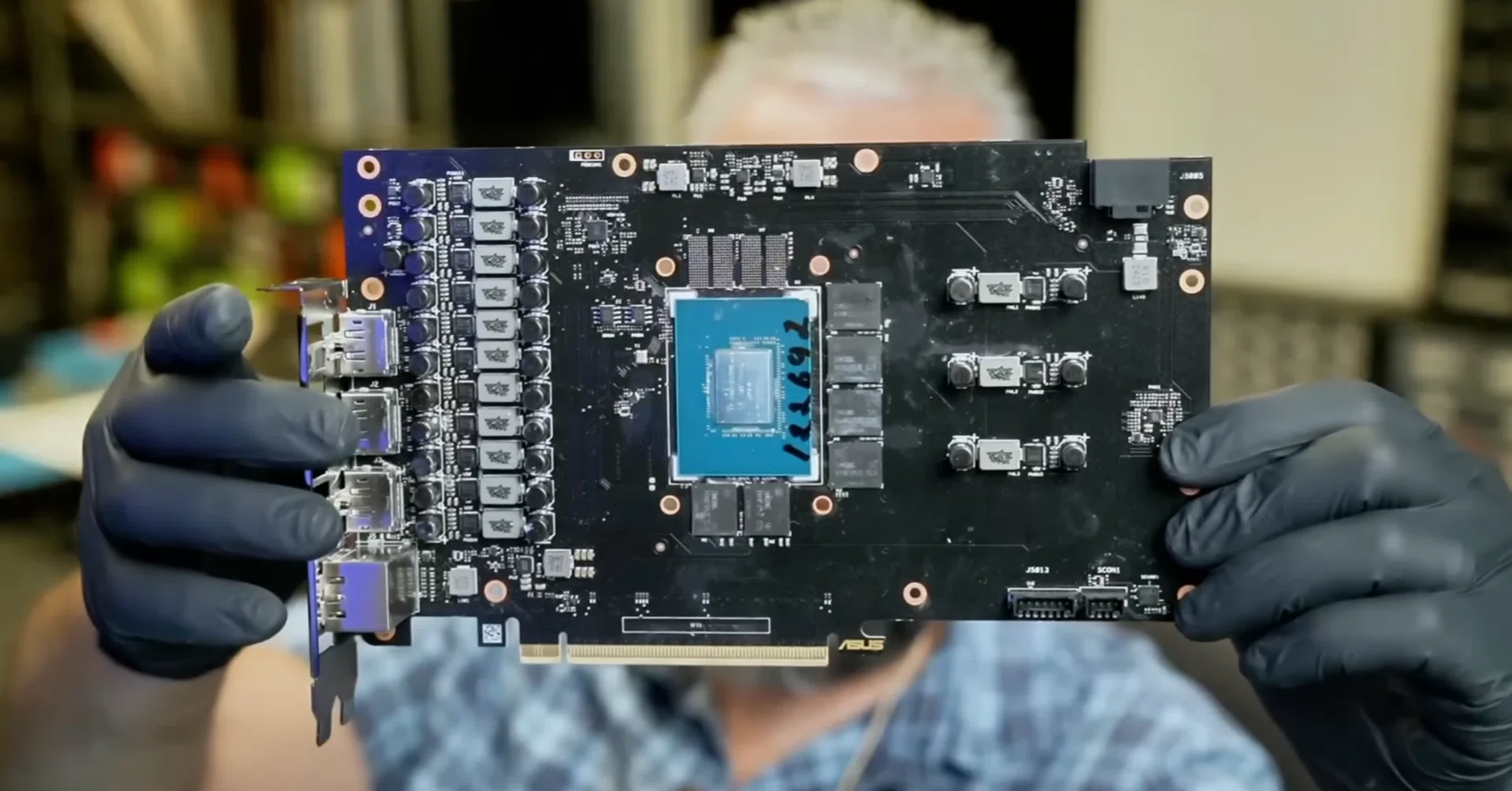 液体金属グリスでRTX 5070 Tiが即死──修理のプロが「奇跡でも無理