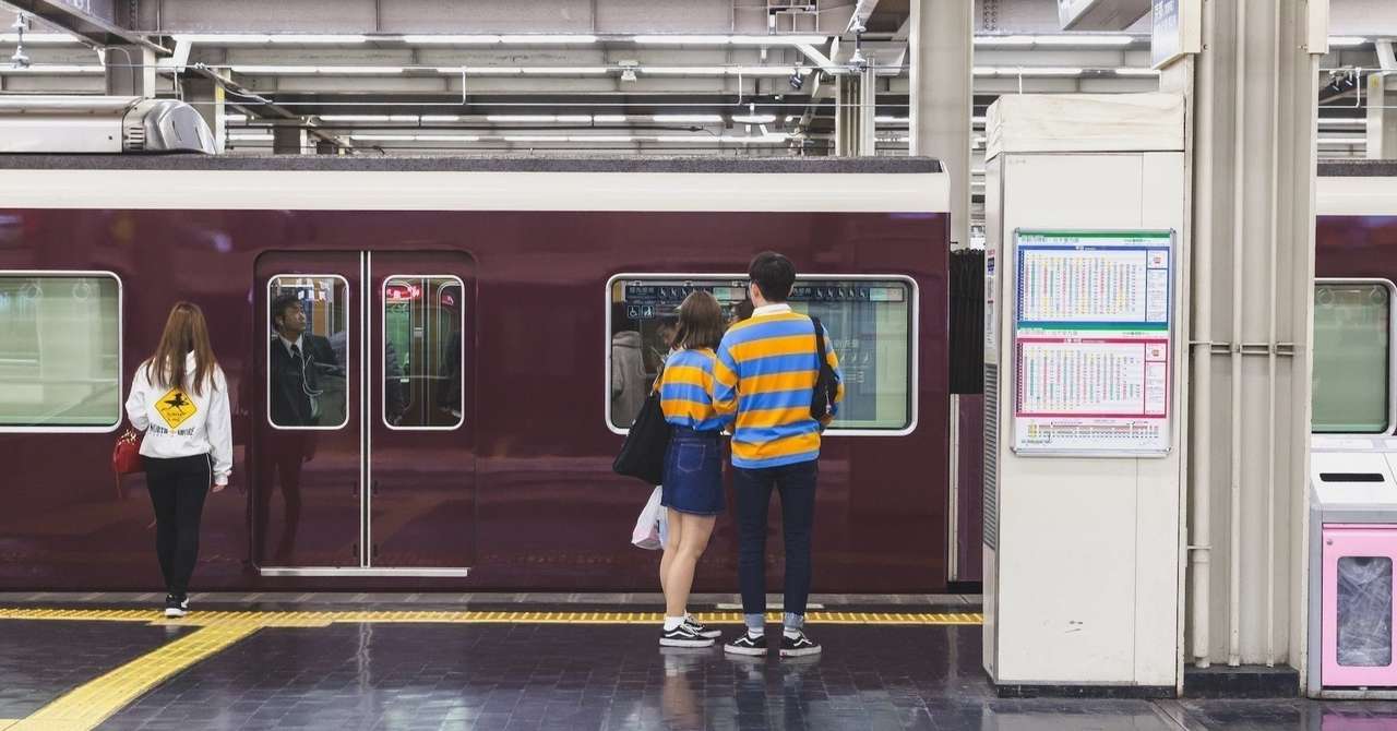 隣り合うこの男にも人生が 有川浩 阪急電車 で優しくなれる 梅澤奈央 ライター Note