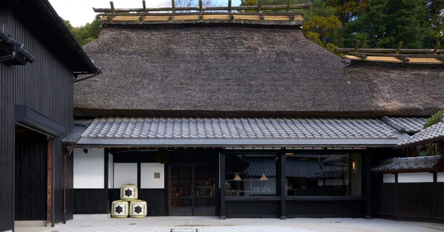 Inheriting a Sake Brewery: How to Carry Forward What Has Been Spun