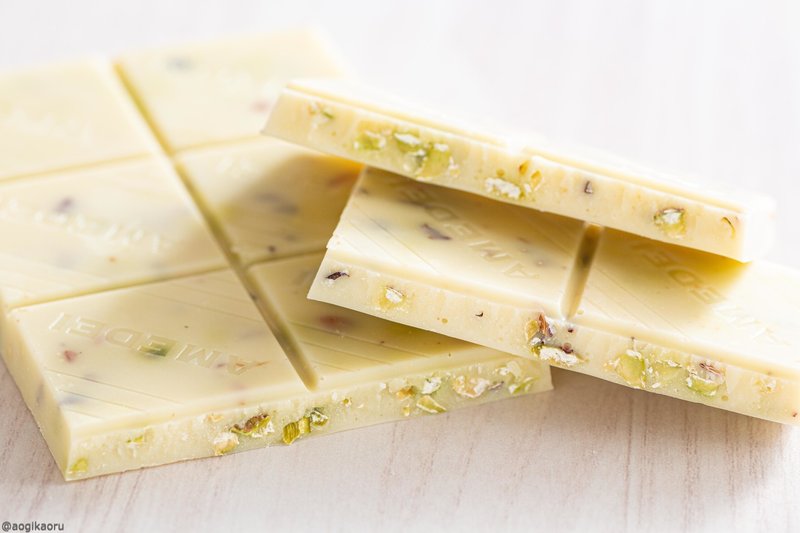 チョコレビュー アメディ ホワイトチョコレート ピスタチオ 仰かおる Note チョコレビュー アメディ ホワイトチョコレート ピスタチオ 仰かおる Note